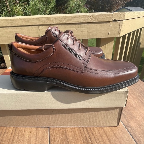 Clarks 1825 Men’s Un.Kenneth Bike Toe Oxford Brown 10.5 - Picture 1 of 6